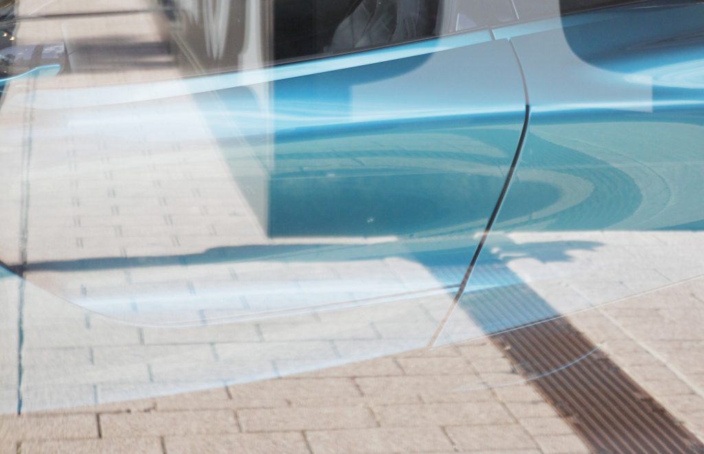 Ist Design ästhetisch? Gestaltete Objekte werden als mehr oder weniger schön bewertet. Aber immer rufen sie sinnliche Empfindungen - manchmal sogar ästhetische Erfahrungen hervor.